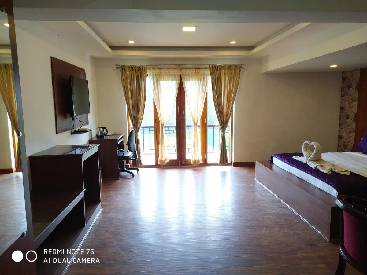 Valley View Resort Ooty Bagian luar foto